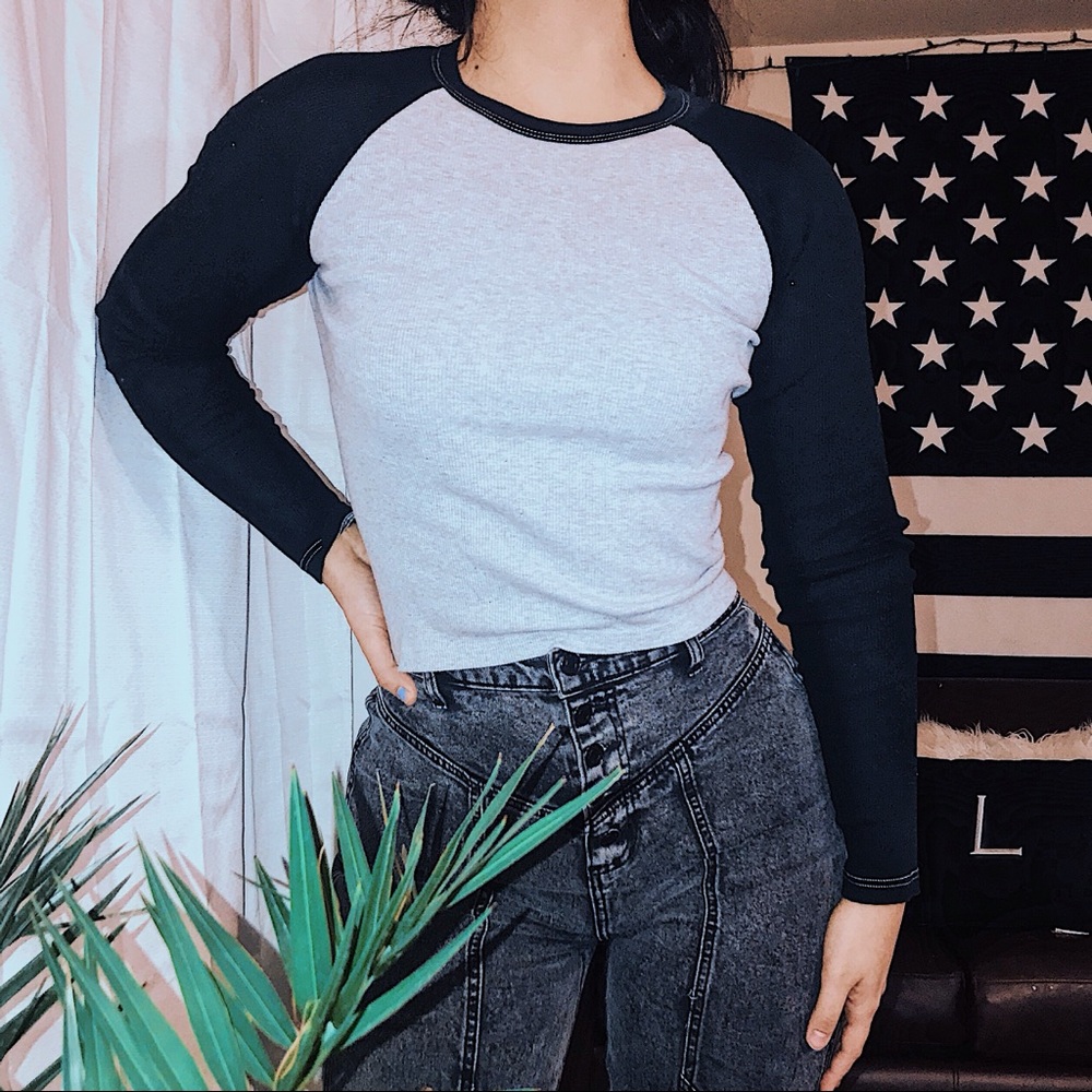 ***SOLD ON MERCARI*** Brandy Melville Long Sleeve